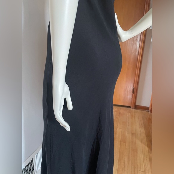 Dress - Picture 9 of 13